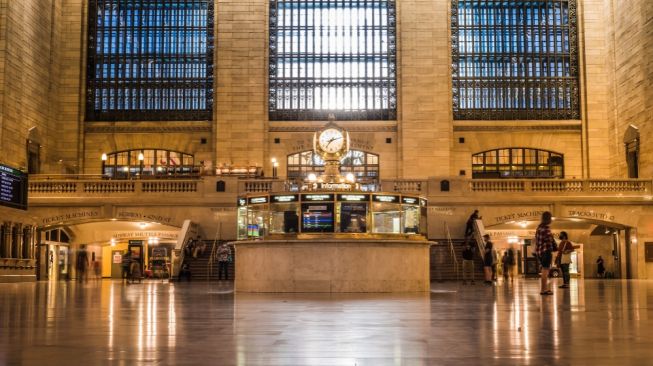 BTS Berhasil Shooting di Grand Central Station, Berikut 3 Rahasia yang Harus Kamu Ketahui!