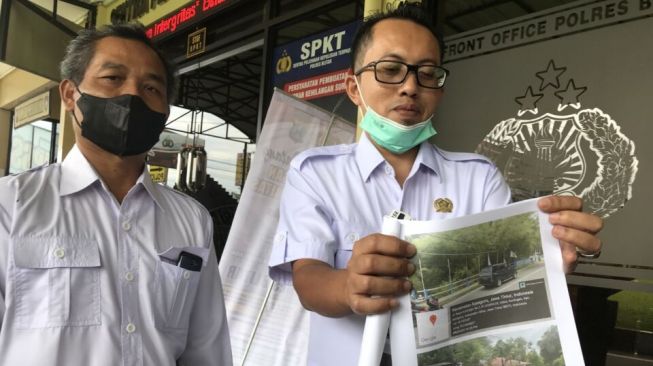 Puluhan Bendera Gerindra Dirusak Setelah Dua Hari Terpasang di Blitar, Pengurus DPC Lapor Polisi