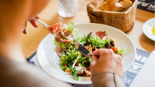 5 Makanan Pencegah Asam Urat Paling Efektif untuk Dikonsumsi
