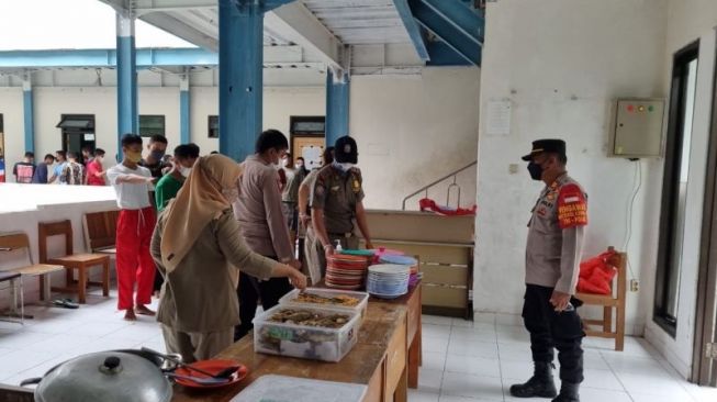 Gedung SMKN 61 Jakarta Disulap Jadi Tempat Isolasi Pasien Covid-19 di Pulau Tidung