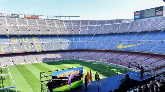 Stadion Camp Nou milik Barcelona. [Pau BARRENA / AFP]