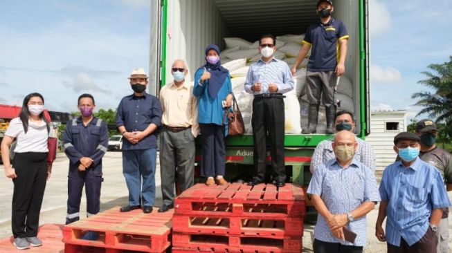 Indonesia Ekspor 52 Ton Produk Pakan Ternak ke Brunei Darussalam