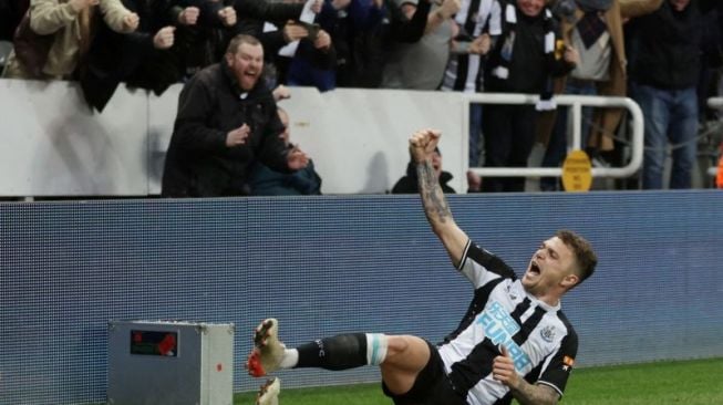 Bek Newcastle Kieran Trippier Alami Patah Kaki