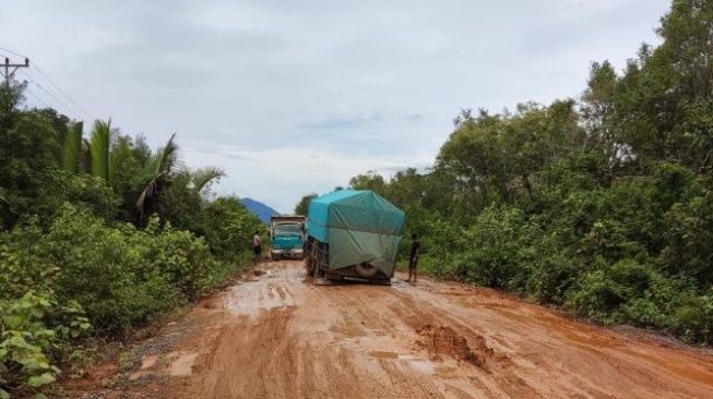 2 Jalan Provinsi di KKU Rusak Parah, Perbaikan Masih Tunggu Anggaran Turun