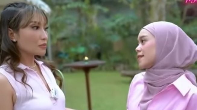 Ayu Dewi & Lesti Kejora (YouTube/MrsAyuDewi)