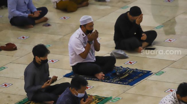 Jadwal Sholat dan Imsak Surabaya 12 April 2022, Lengkap dengan Hukum Puasa Ramadhan