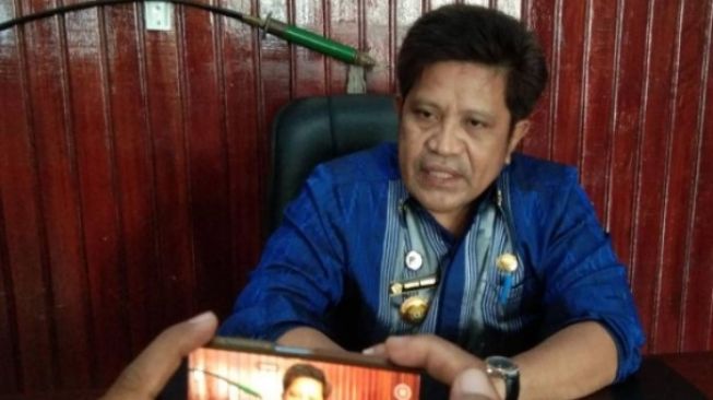 Detik-Detik Kepala Dinas Komunikasi dan Informasi Sulawesi Tenggara Kena Tonjok, Bibir dan Gigi Pecah