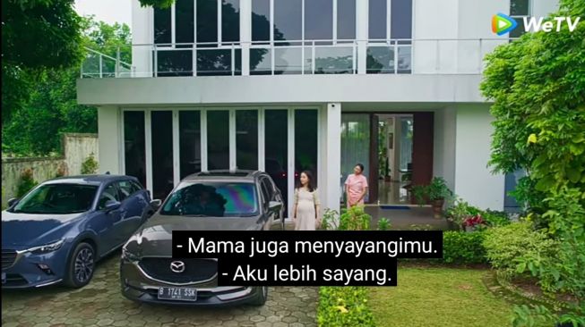 Potret rumah di series Layangan Putus. [Instagram]