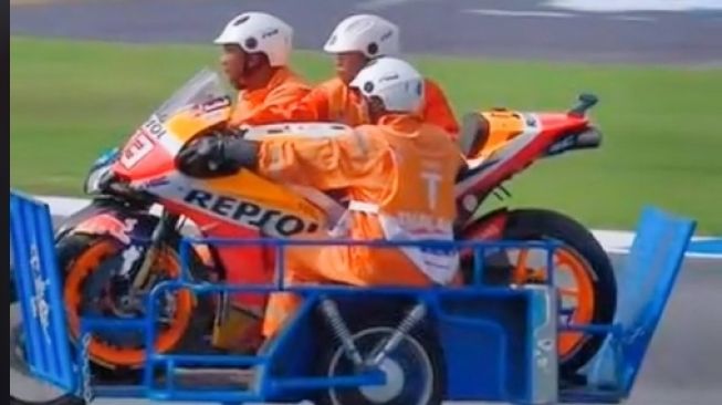 Kendaraan pengangkut motor pembalap MotoGP di Thailand (TikTok)