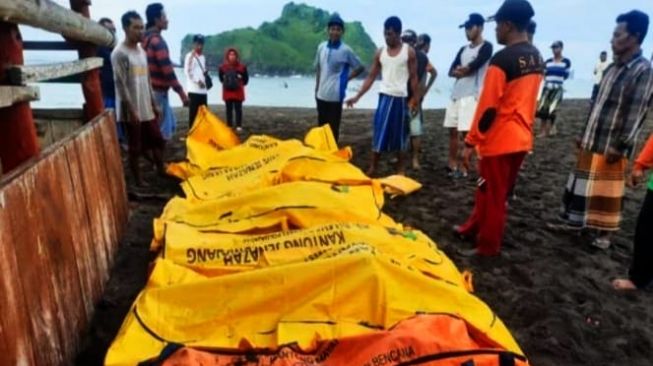 5 Fakta Ritual Pantai Payangan Jember: 11 Orang Tewas, Ada Anggota Polisi hingga Pasutri Tinggalkan 5 Anak