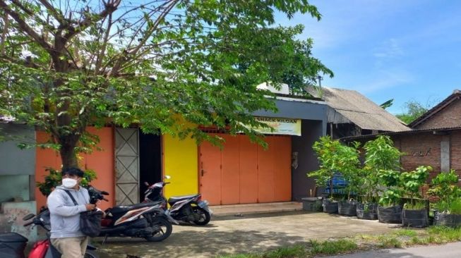 Densus 88 Geledah Rumah Terduga Teroris di Baki Sukoharjo, Sita HP dan Laptop