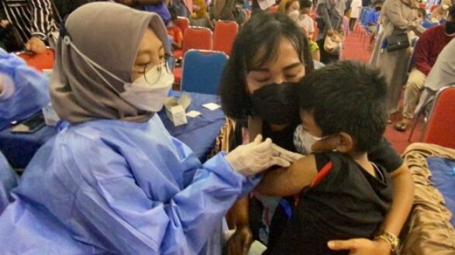 Andi Muhammad Ishak: Cakupan Vaksinasi di Kaltim Dosis Satu 92,70 persen, Dosis Dua 71,44 persen