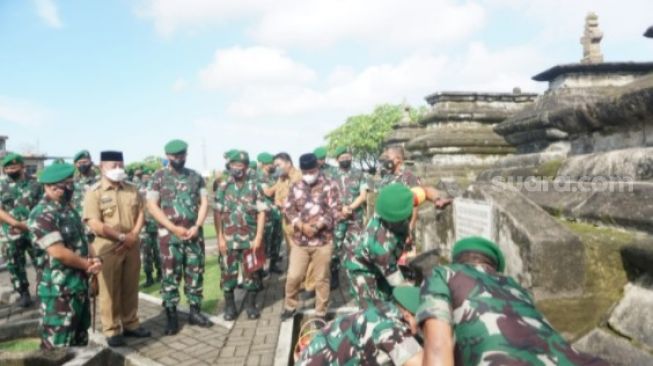Kasdam XIV Hasanuddin Brigjen TNI Dany Budiyanto Ziarah ke Makam Sultan Hasanuddin