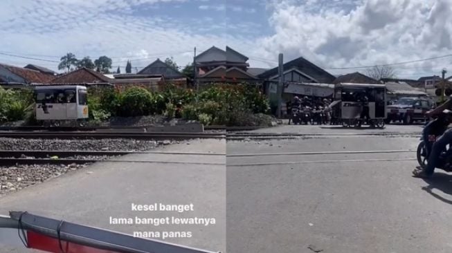 Pengendara Panas-panas Tunggu di Palang Kereta Api, Kendaraan yang Lewat Ujungnya Malah Bikin Kesal (TikTok)