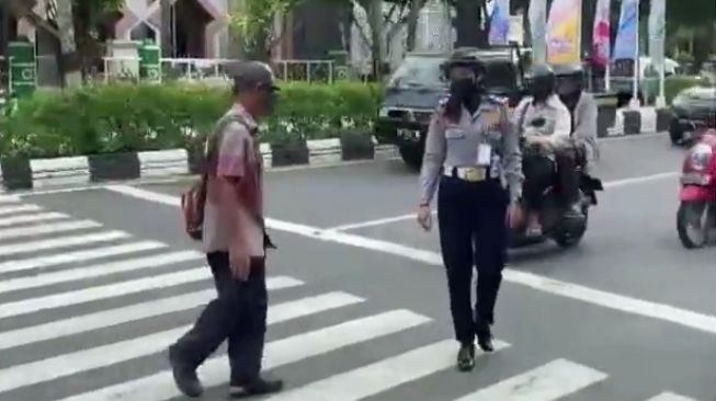 Yuk Kenalan Sama Pacar Dishub Balikpapan, Sepedaan Tiap Pagi Patroli Bantu Warga