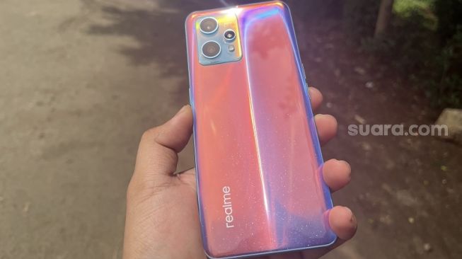  realme 9 Pro+.[Suara.com/Dicky Prastya]