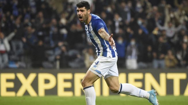 Penyerang FC Porto, Mehdi Taremi. [MIGUEL RIOPA / AFP]