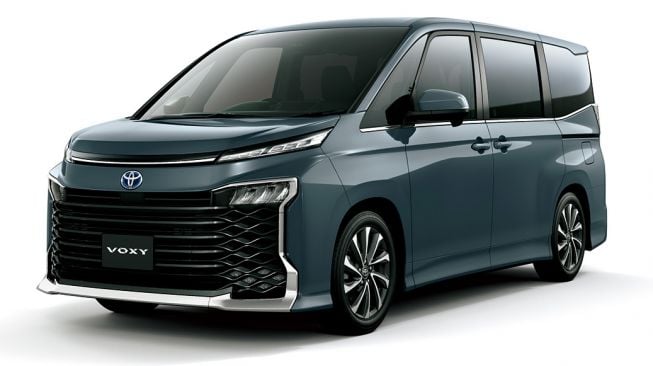 Toyota Voxy Hybrid [Toyota Global Newsroom]