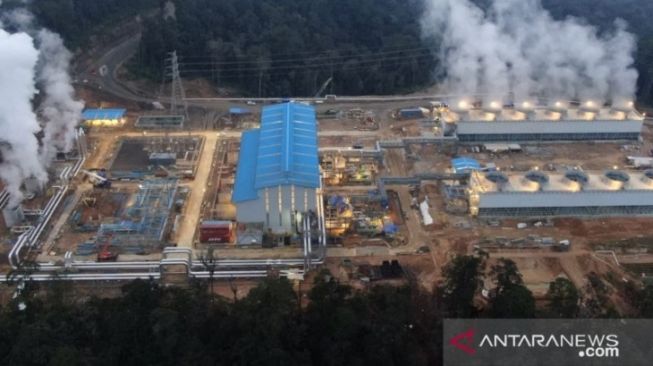 Ilustrasi Produksi Minyak dan Gas Aceh. [Antara]