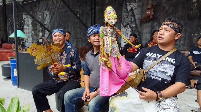 Tentang Pernyataan Ustaz Khalid Basalamah soal Wayang, Dalang Bandung: Budaya Jangan Dirusak Apalagi Dimusnahkan!