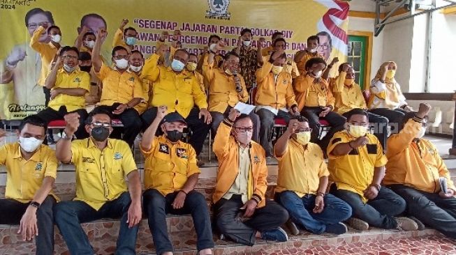 Muncul Wacana Duet Luhut-Airlangga Hartarto, Golkar DIY Tolak Mentah-Mentah