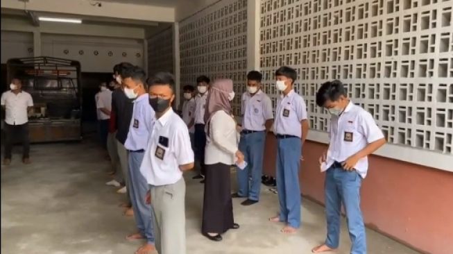 Viral Pelajar Bentak Kepala Dinas Pendidikan, Netizen Elus Dada