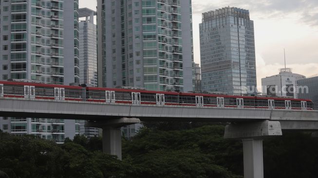 LRT Jabodebek Beroperasi Secara Komersial Desember 2022 atau Awal Tahun 2023