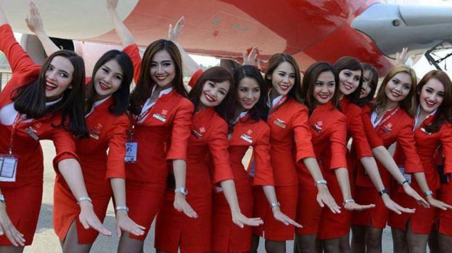 Rincian Gaji dan Tunjangan Pramugari Maskapai AirAsia, Ada Upah Terbang per Jam