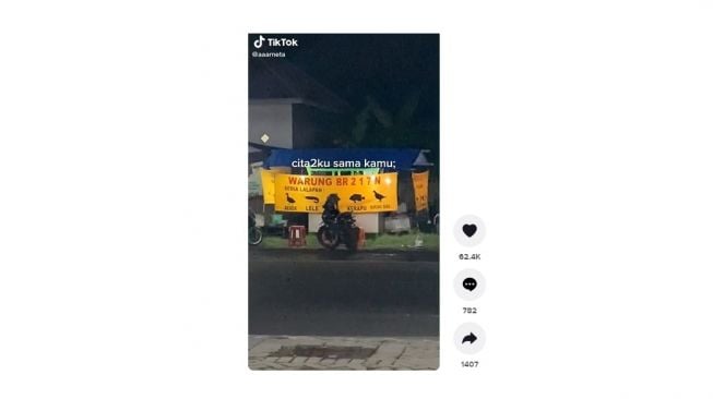 Nama warung makan unik, mirip nomor pelat kendaraan. [TikTok]