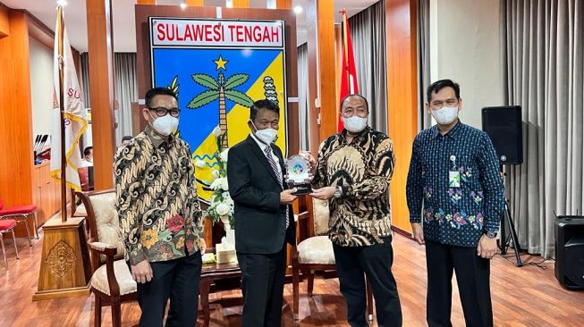 Gubenur Inisiasi Lahirnya Perda Perlindungan Sosial Pekerja Rentan di Provinsi Sulteng