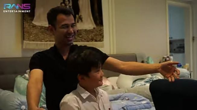 Raffi Ahmad & keluarga (YouTube/Rans Entertainment)