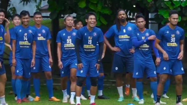 Gelar Latihan Perdana Besok, Arema FC Tanpa Pelatih Kepala