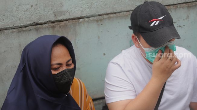 Adhe Curigai Aksi Percobaan Bunuh Diri Ayu Aulia, Darahnya Lebih Banyak dari Sayatan Luka tapi Takut Sebut Rekayasa