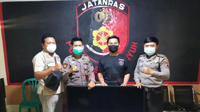 Maling Berani, Angkut Barang di Rumah Jawara Agus Pandu, Kerugian Ditaksir Capai Rp 20 Juta