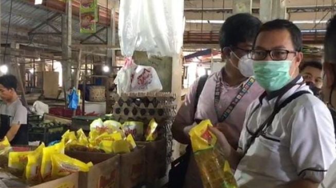 Kemendag Sidak di Bintan, Temukan Minyak Goreng Masih Dijual Mahal, Pedagang Timbun Stok