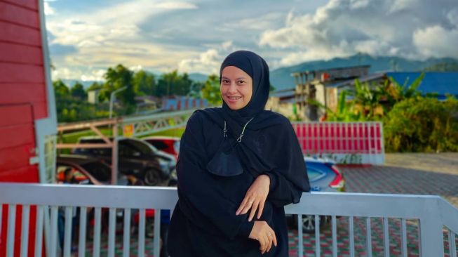 Potret terbaru istri Zul Zivilia, Retno Paradinah (instagram/@retnoparadinah_mua)