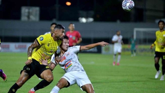 Pelatih Barito Putera Kritik Keputusan Wasit Anulir Gol Renan Alves