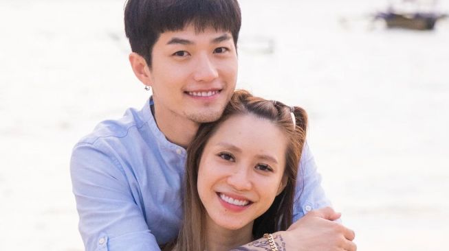 Lee Jeong Hoon dan MoA Aeim [Instagram]