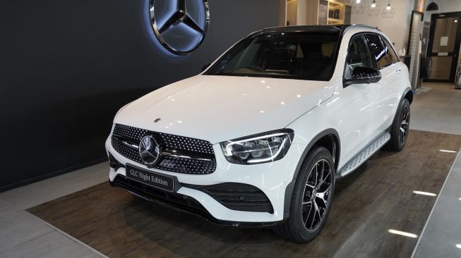 Dear Ladies, Mercedes-Benz GLC Night Edition Seharga Rp 1,130 M Ini Bisa Buka-Tutup Bagasi Otomatis