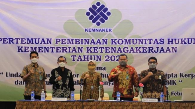 Kemnaker: UU Cipta Kerja Tak Hanya Ciptakan Kesempatan Kerja, Tapi Juga Tingkatkan Perlindungan Buruh