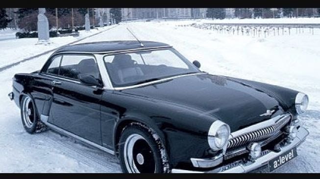 Volga V-12 Coupe (caranddriver)