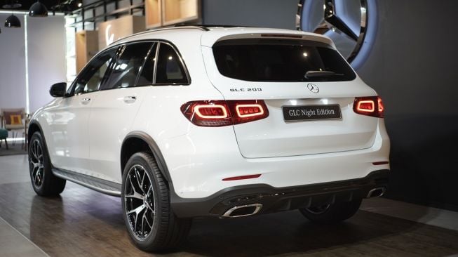 Tampilan belakang Mercedes-Benz GLC 200 Night Edition (Dok. Mercedes-Benz Distribution Indonesia)