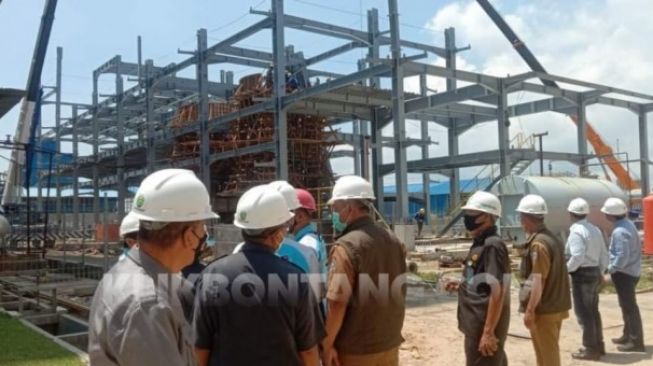 Diduga Tak Patuhi Kaidah Hukum Ketenagakerjaan, PT Energi Unggul Persada Bayar Pekerja Lokal dengan Upah Harian