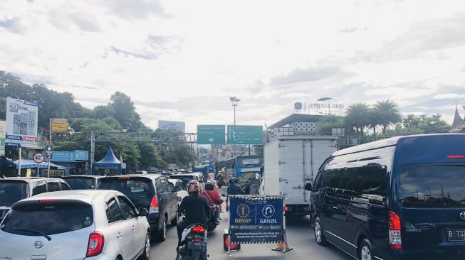 Tanggapi Kemacetan di Puncak Bogor, Kapolda Sebut Ada 82 Ribu Kendaraan Mengarah ke Puncak Saat Libur Isra Miraj