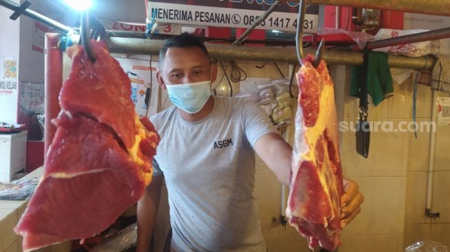 Peternak di Lembang Beberkan Penyebab Harga Daging Sapi Meroket