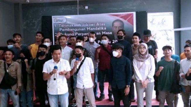 Sekelompok Pemuda Milenial NTB Deklarasikan Jokowi 3 Periode, Mengaku Tak Takut Dibully