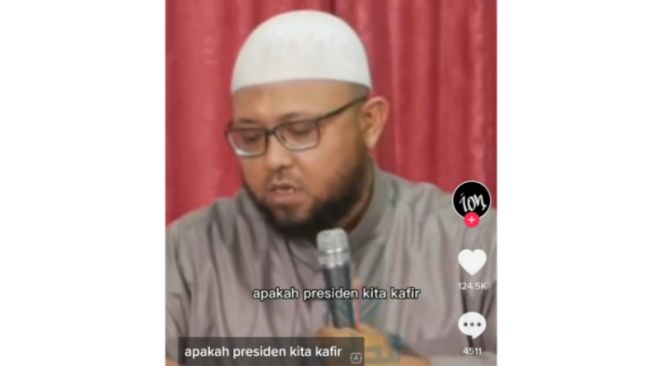 Heboh! Ditanya Jemaah Apakah Presiden Jokowi Seorang Kafir, Ustaz Ini Beri Jawaban Berkelas