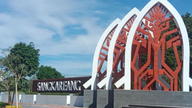 Taman Sangkareang salah satu titik layanan jaringan internet gratis yang disiapkan Pemerintah Kota Mataram, Provinsi Nusa Tenggara Barat. [Foto :  ANTARA/Nirkomala ] 