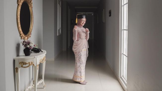  Potret Arafah Rianti Wisuda (instagram/@arafahrianti)