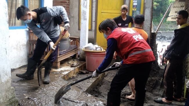 Puluhan Rumah Rusak Diterjang Banjir Bandang di Bumiayu Brebes